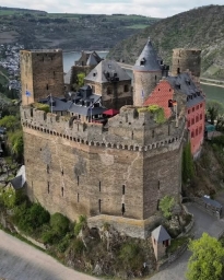 Burg "Auf Schönburg"