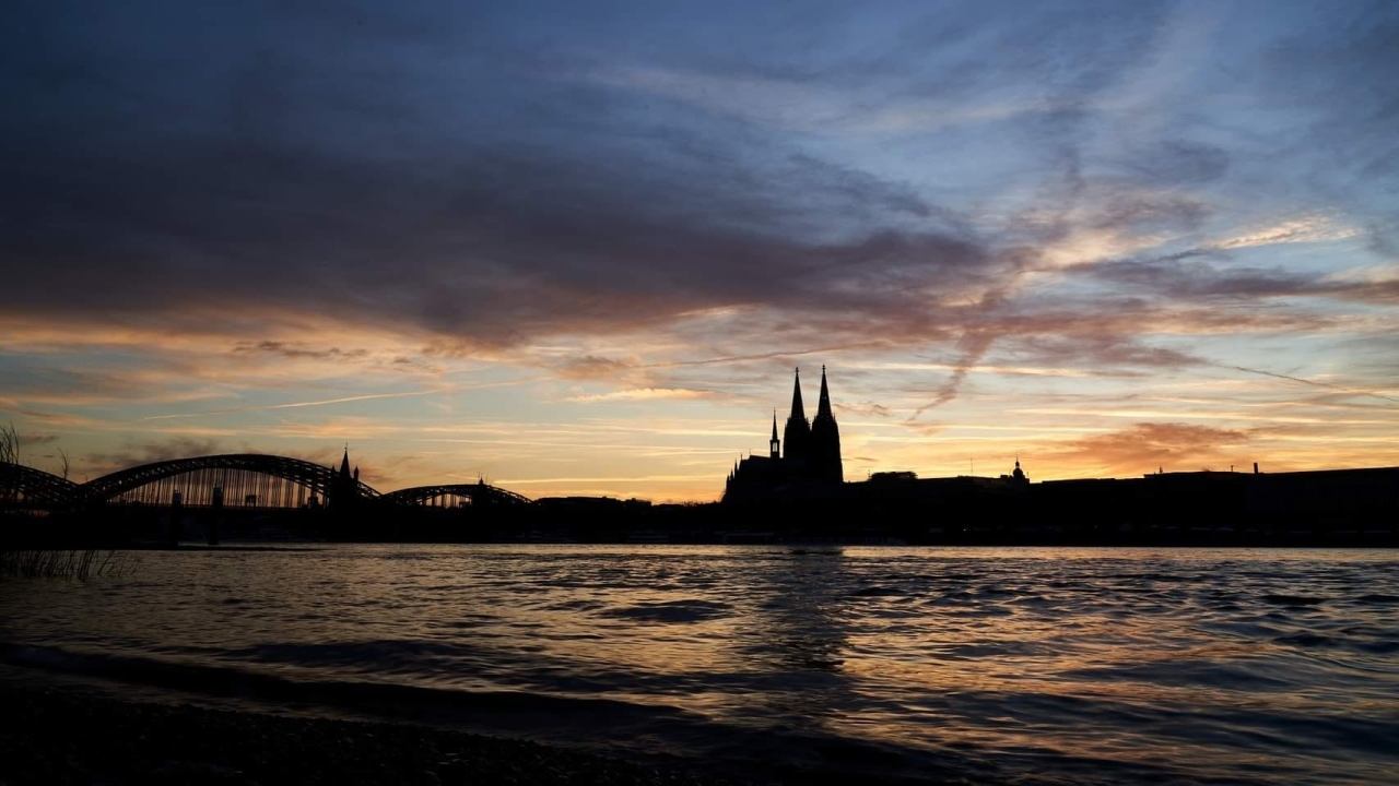 Köln am Rhein, und der Dom ...😁❤️