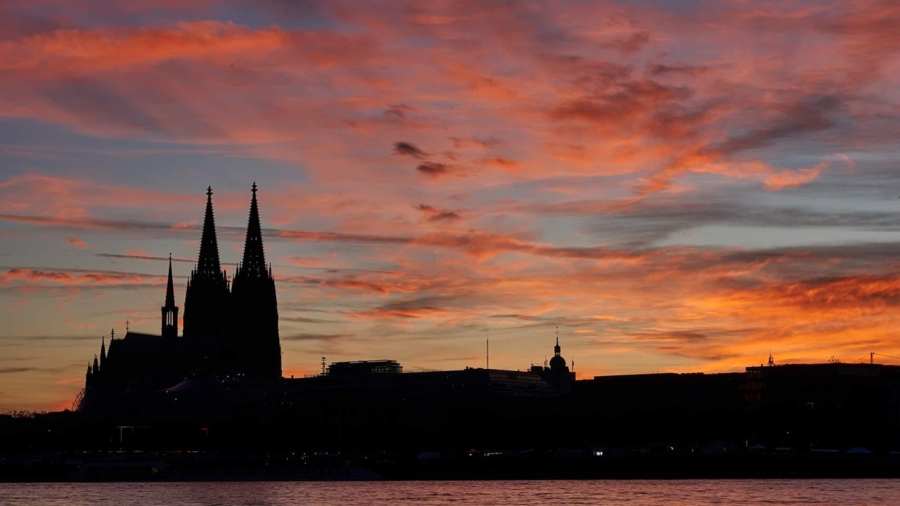 Köln am Rhein, und der Dom ...😁❤️