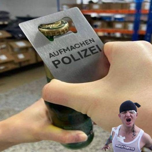 AUFMACHEN - POLIZEI