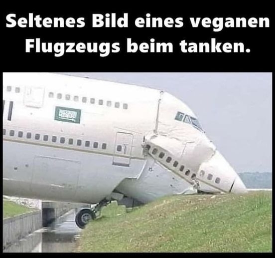 Seltenes Bild eines veganen Flugzeugs beim tanken.