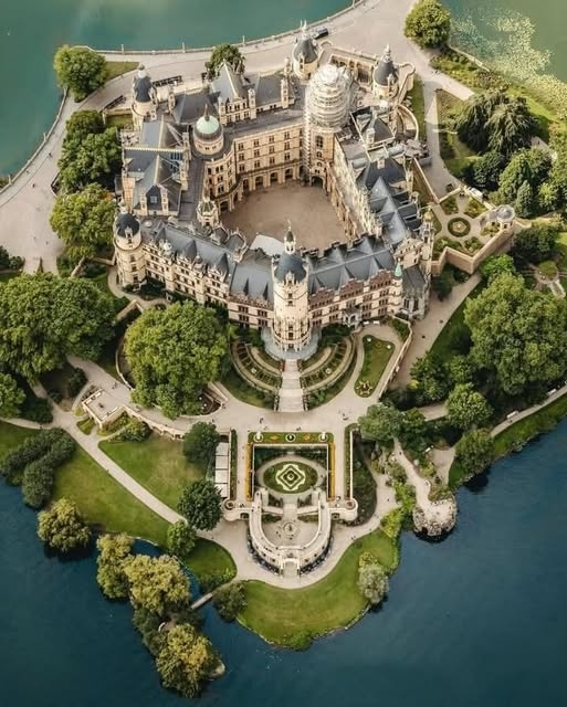 Schwerin Castle, Mecklenburg-Vorpommern State, Germany